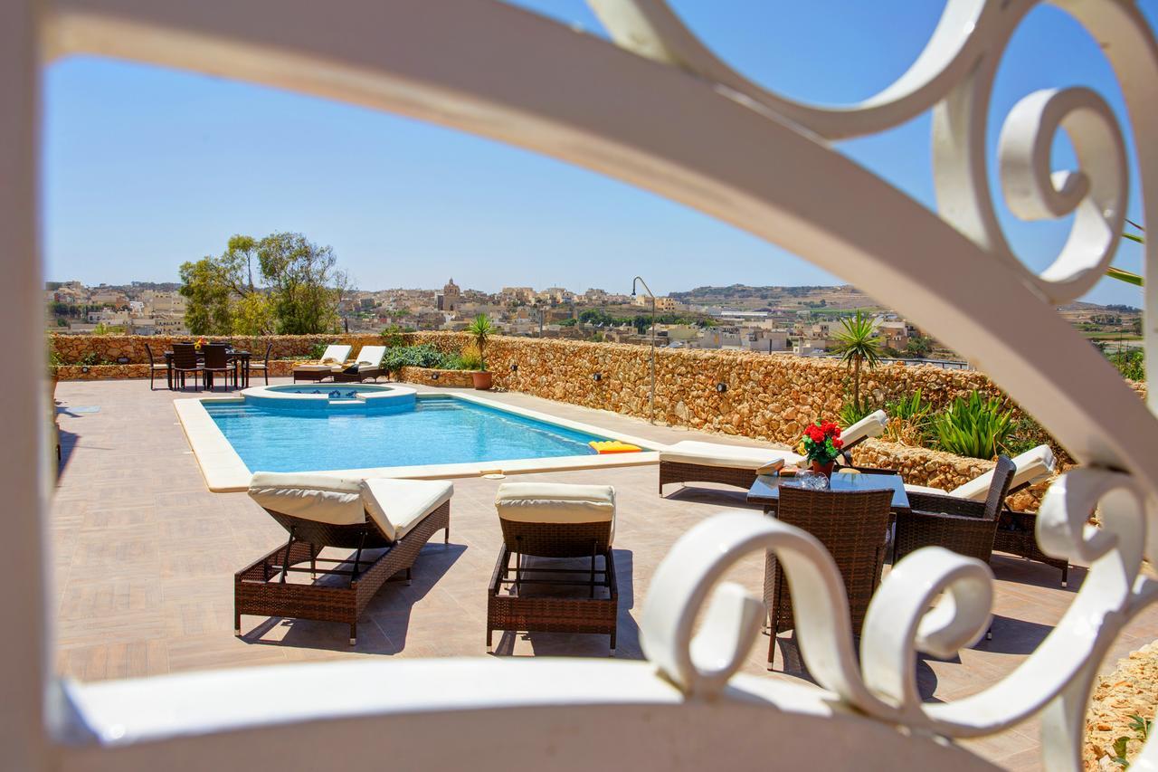 Country Views Bed & Breakfast Виктория Екстериор снимка