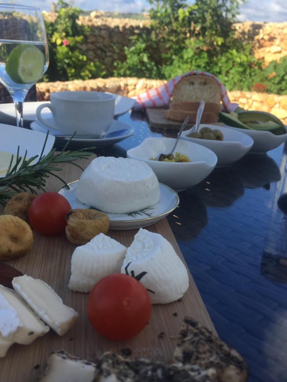 Country Views Bed & Breakfast Виктория Екстериор снимка